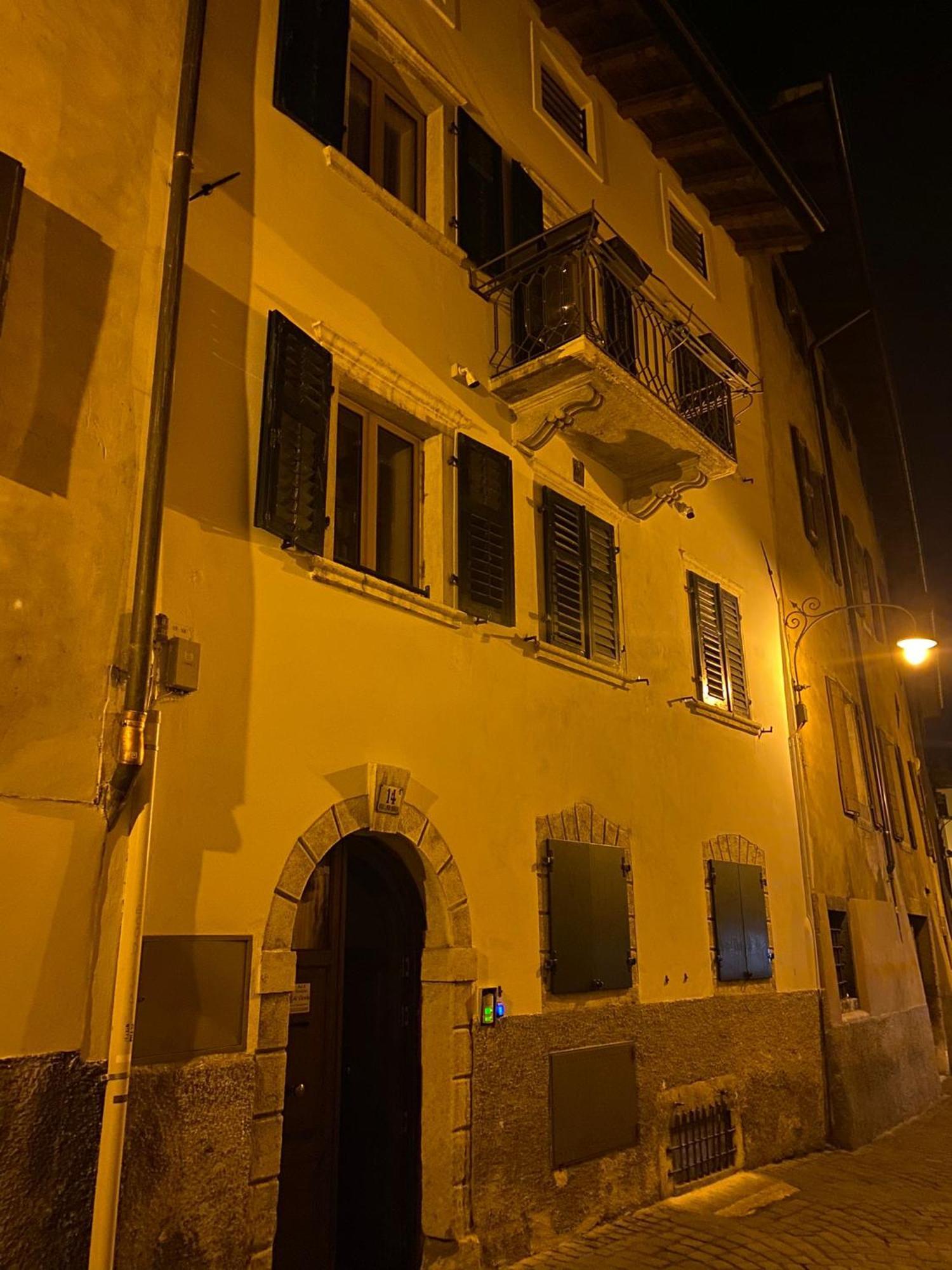 Al Vicolo Bed & Breakfast Trento Exterior photo